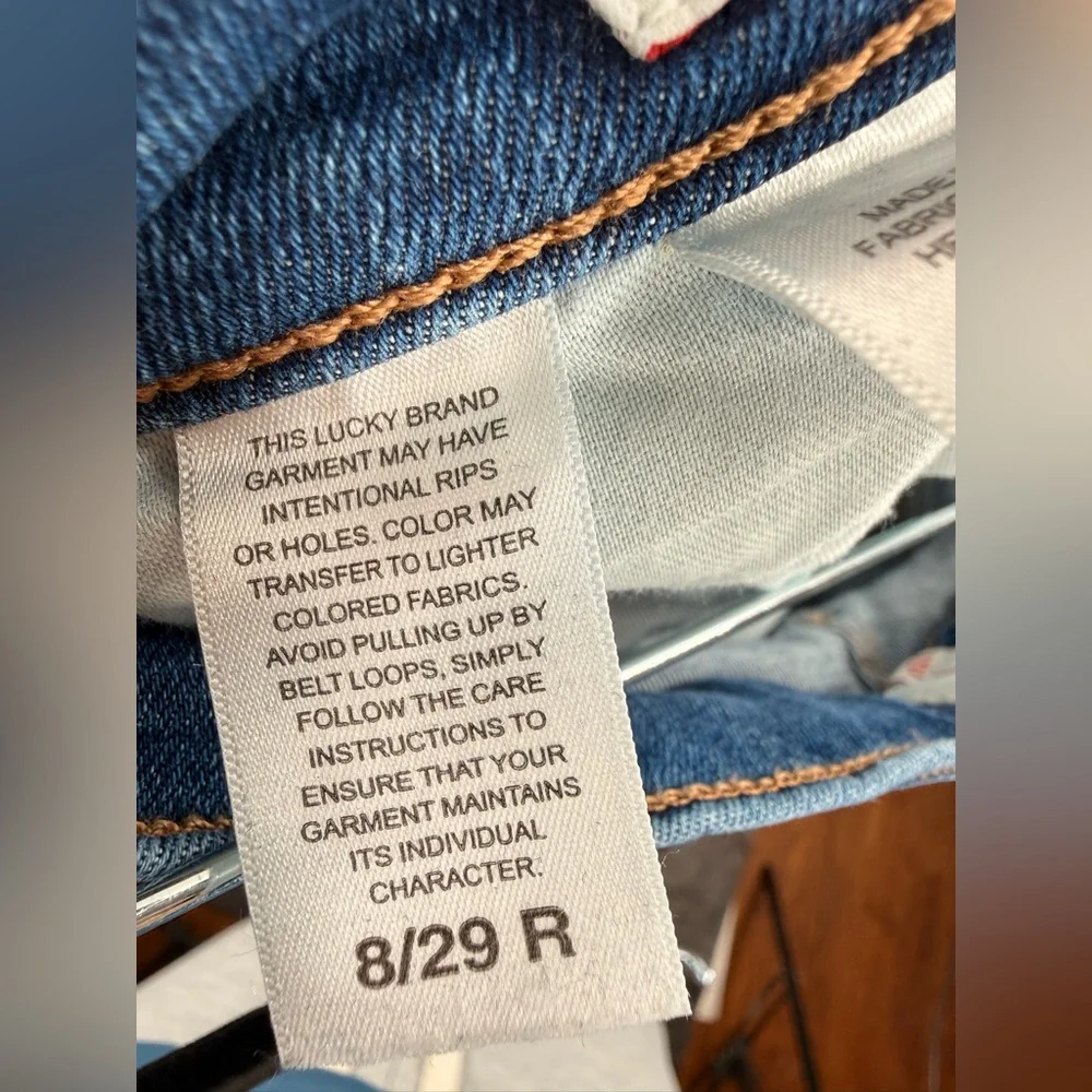 EUC Lucky Brand Mid Rise Sweet Boot Jeans - Picture 9 of 9